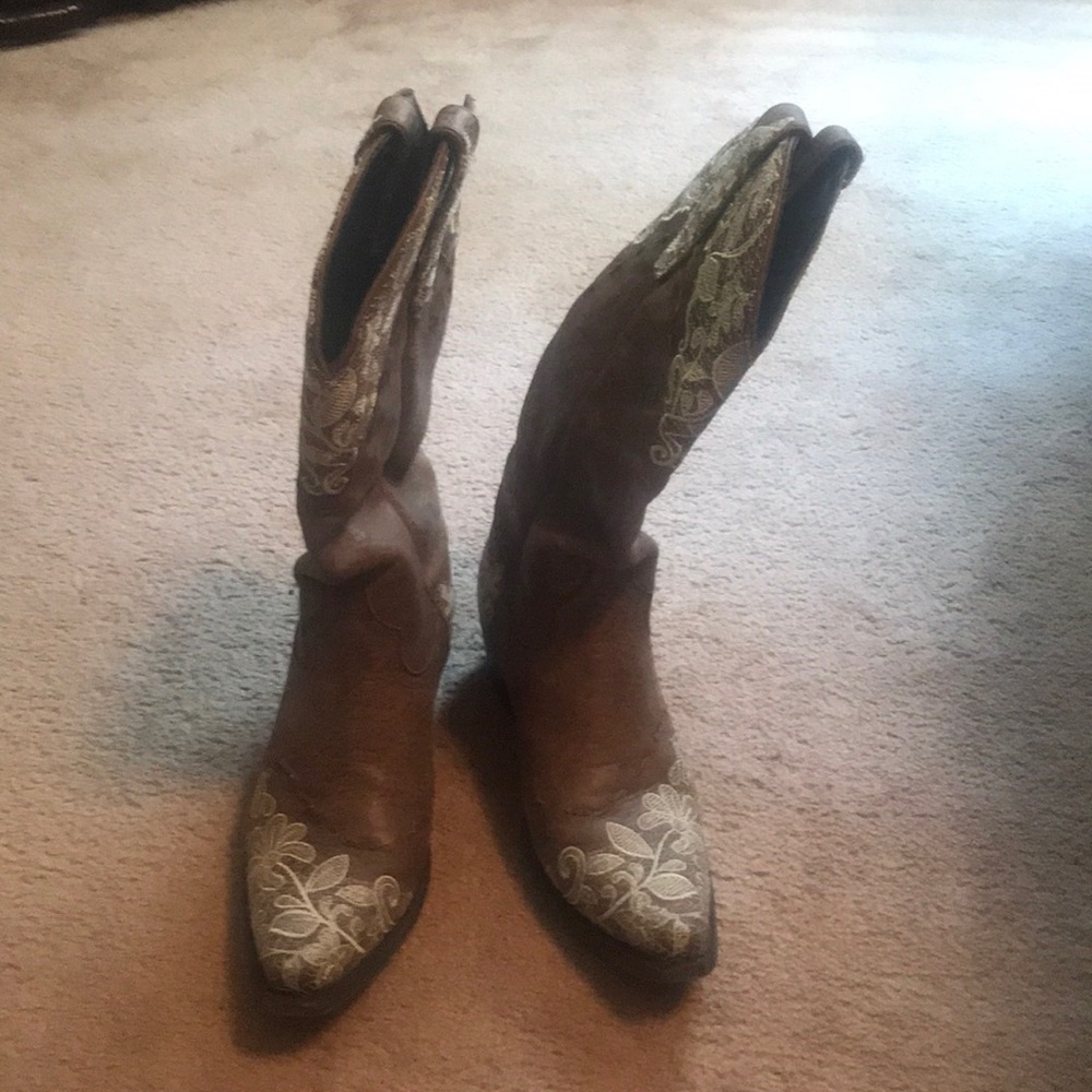 Lane Women’s Boots